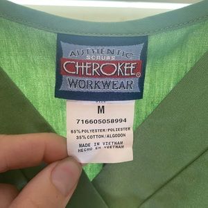 Cherokee scrub top
